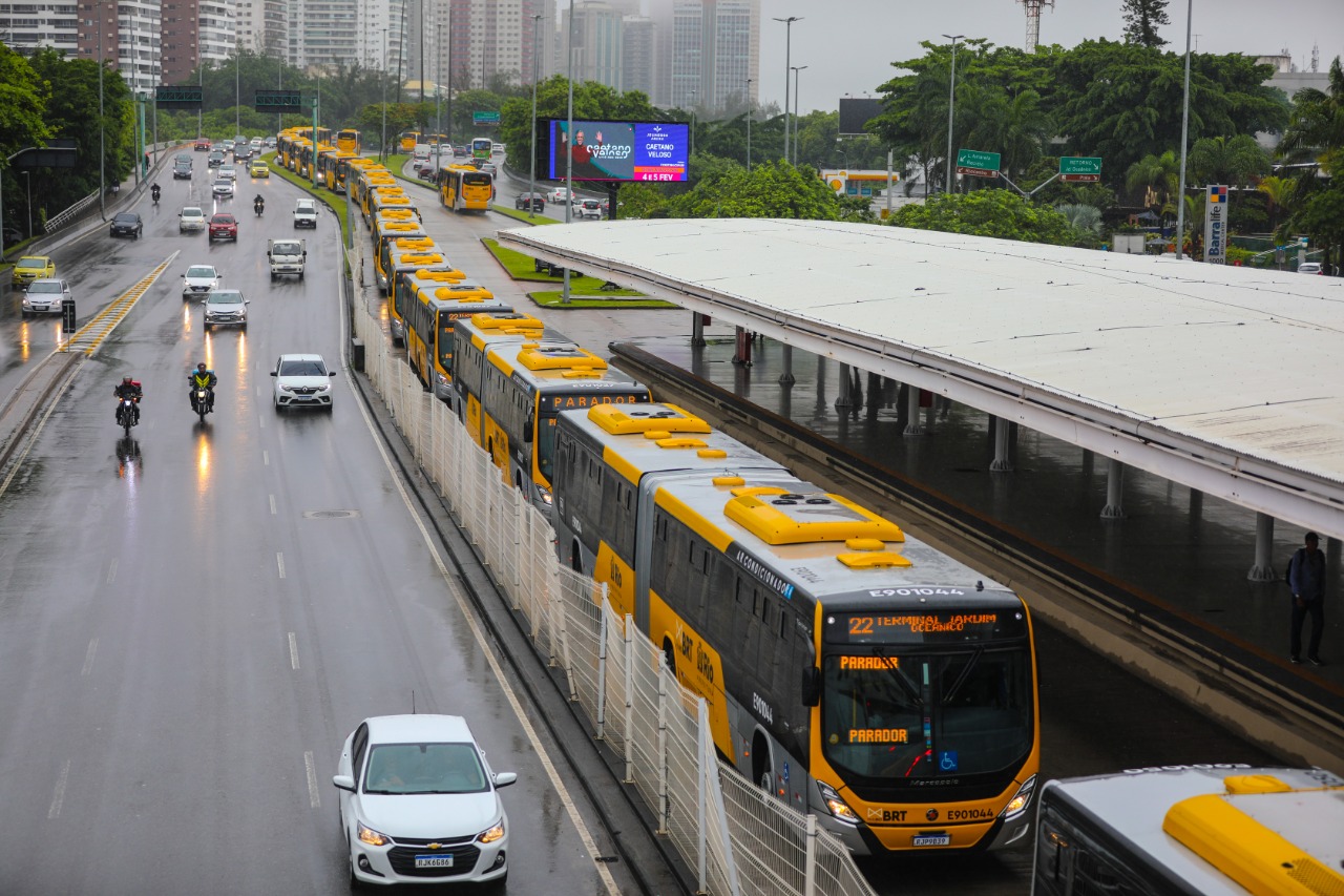Os novos ônibus articulados já entraram em circulação - Marcelo Piu/Prefeitura do Rio