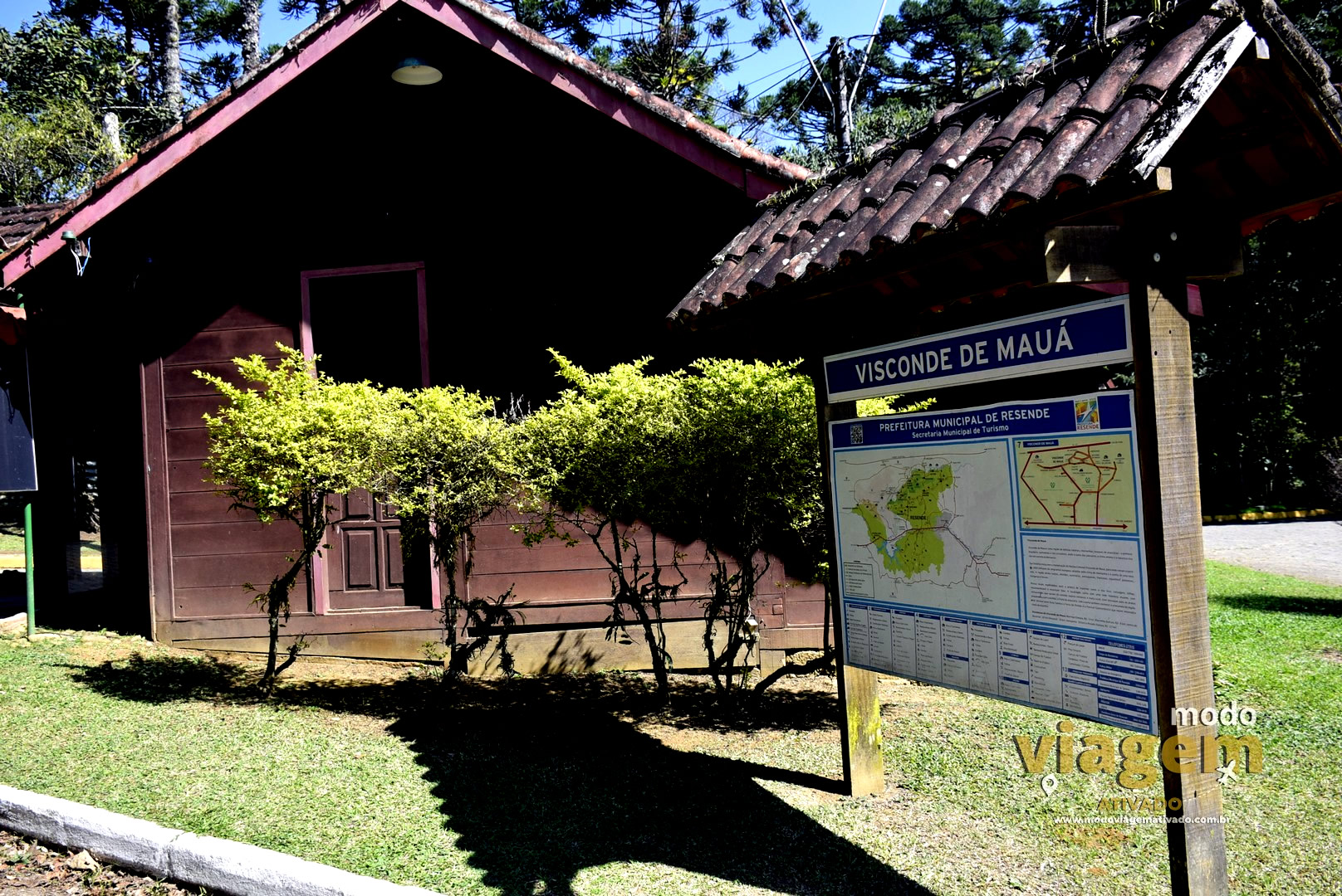 Entrada principal de Visconde de Mauá | Portico de informações | Foto Rogério Silva